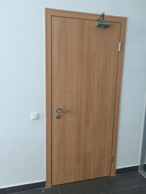 Двери CRL для учебного заведения