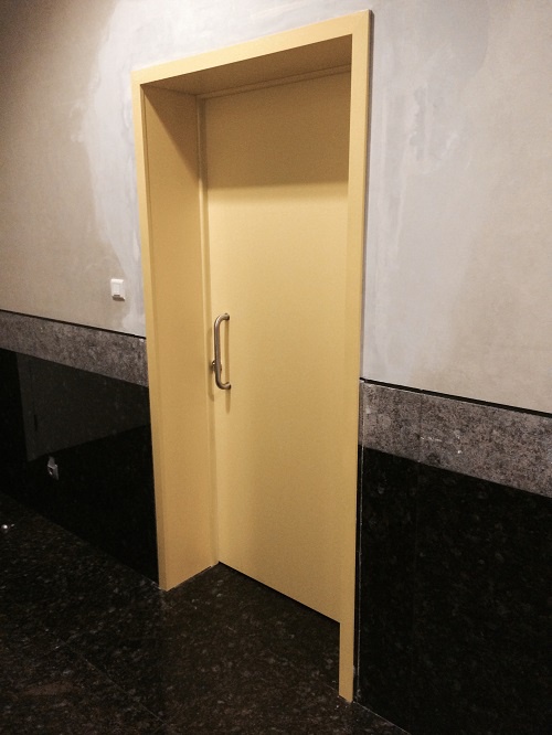 Стоимость двери с алюминиевой коробкой в Москве